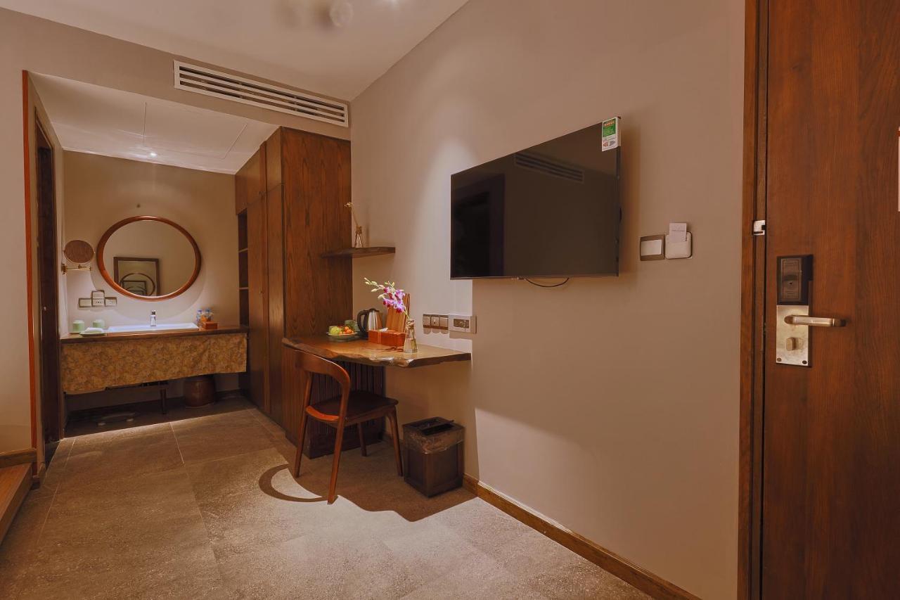 Cherry Boutique Hotel โฮจิมินห์ซิตี้ ภายนอก รูปภาพ