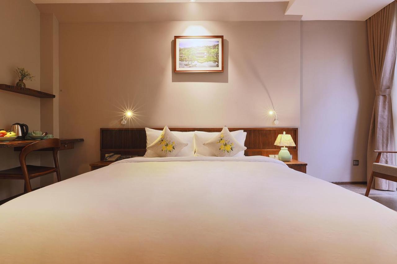 Cherry Boutique Hotel โฮจิมินห์ซิตี้ ภายนอก รูปภาพ